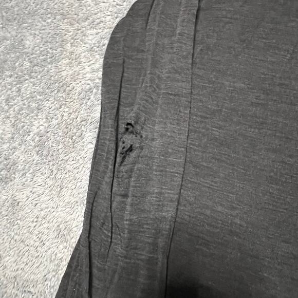 Smartwool Shirt Mens Large Merino Wool Long Sleeve Base Layer **holes - Picture 2 of 8